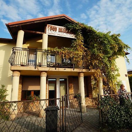 Pokoje I Apartamenty Pod Akacjami Malbork Esterno foto