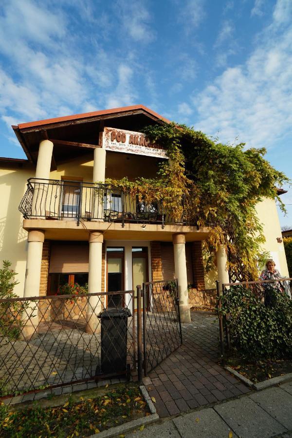 Pokoje I Apartamenty Pod Akacjami Malbork Esterno foto